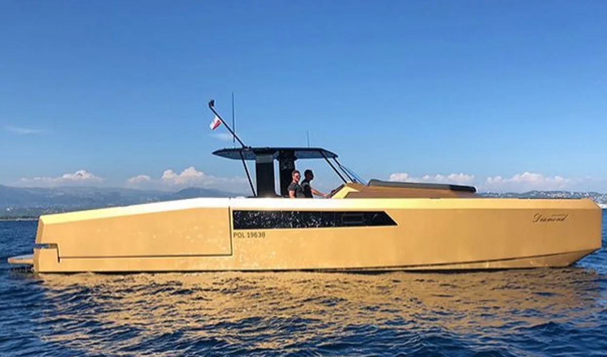 Le 40 Open Sunreef Power reconnu comme meilleur catamaran à moteur au gala World Yachts Trophies