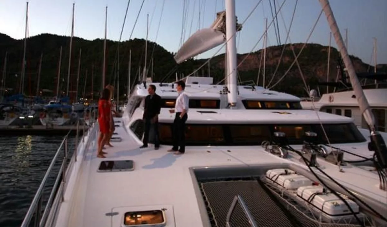 Getaway  Weekend in Gocek with the superyacht Sunreef 102 IPHARRA