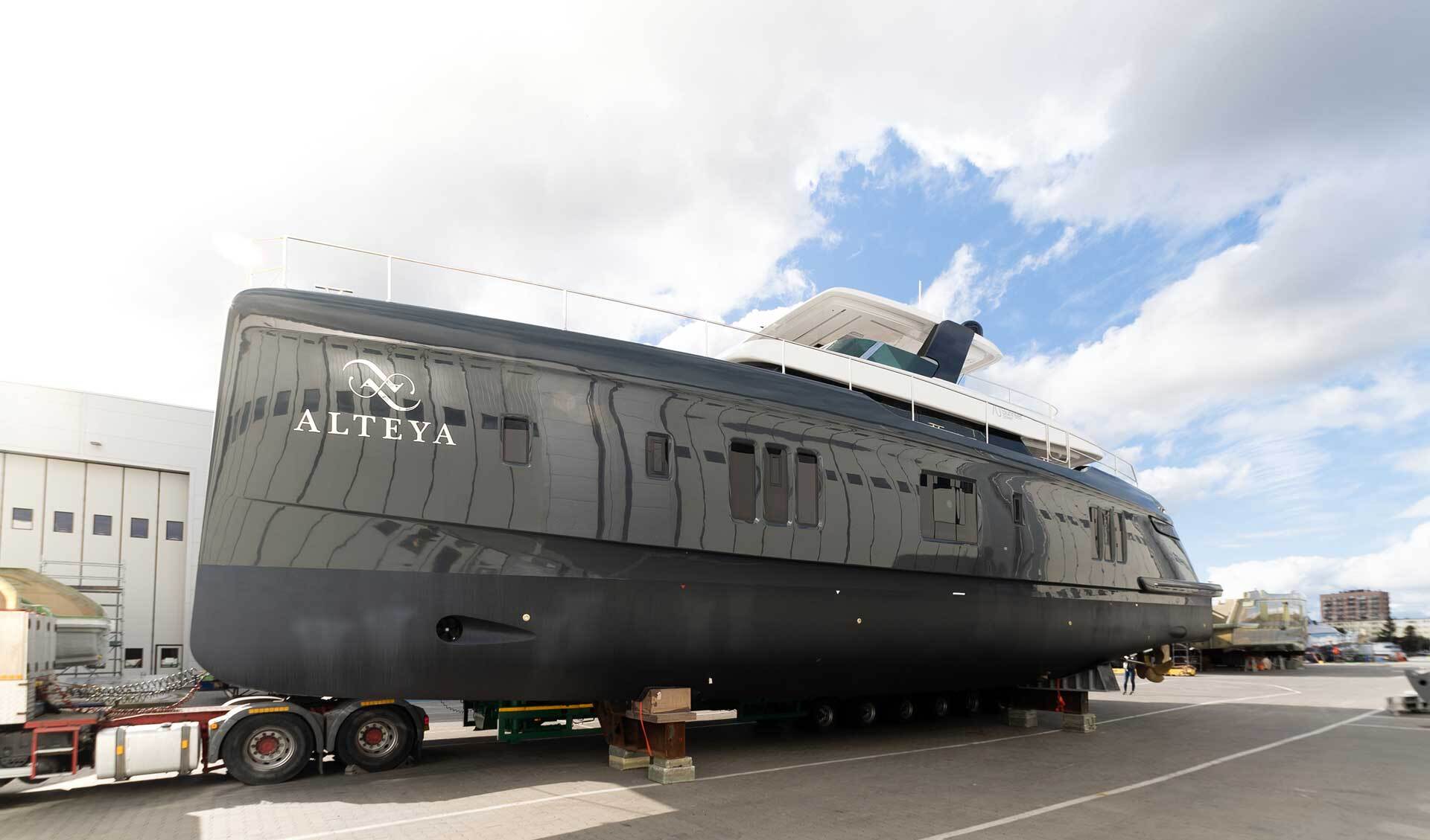 Sunreef Yachts launches the new 70 Sunreef Power