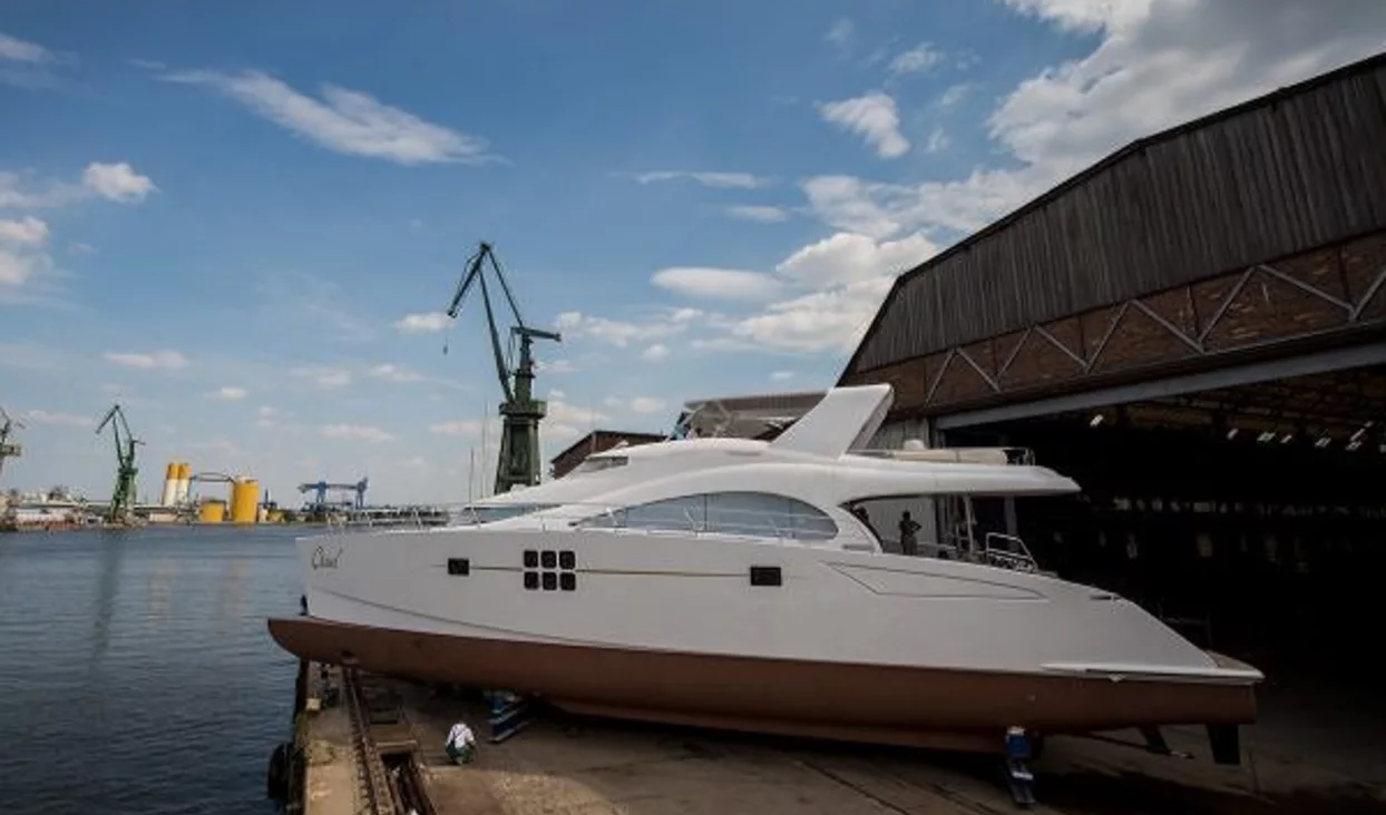 Представительная экспозиция Sunreef Yachts на международном «Бот-шоу 2013» в Каннах