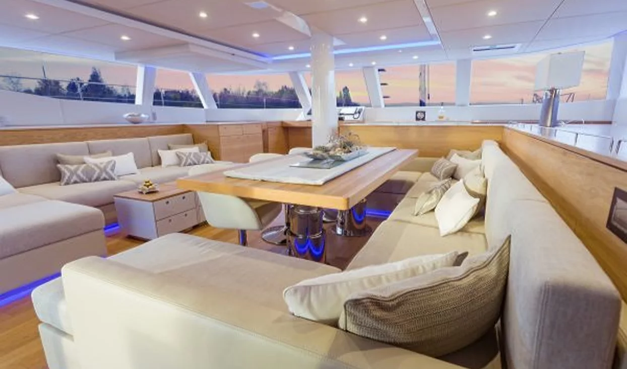 Sunreef Yachts présente le premier Sunreef 74 en fibre de carbone – Diana