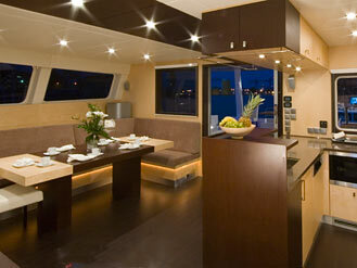 Virtual Tour on board of luxury catamaran Sunreef 62 DEPENDE IV