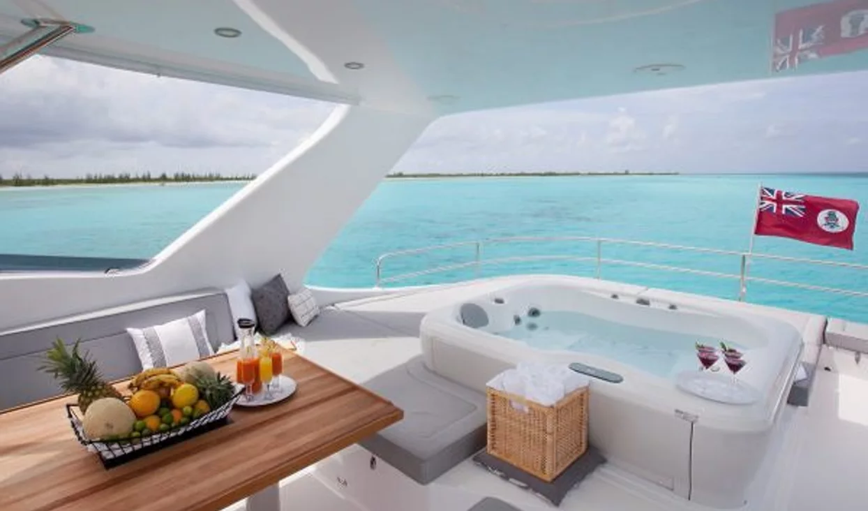  Sunreef Yachts annonce la première du 60 Sunreef Power FOREVER au FLIBS 2013