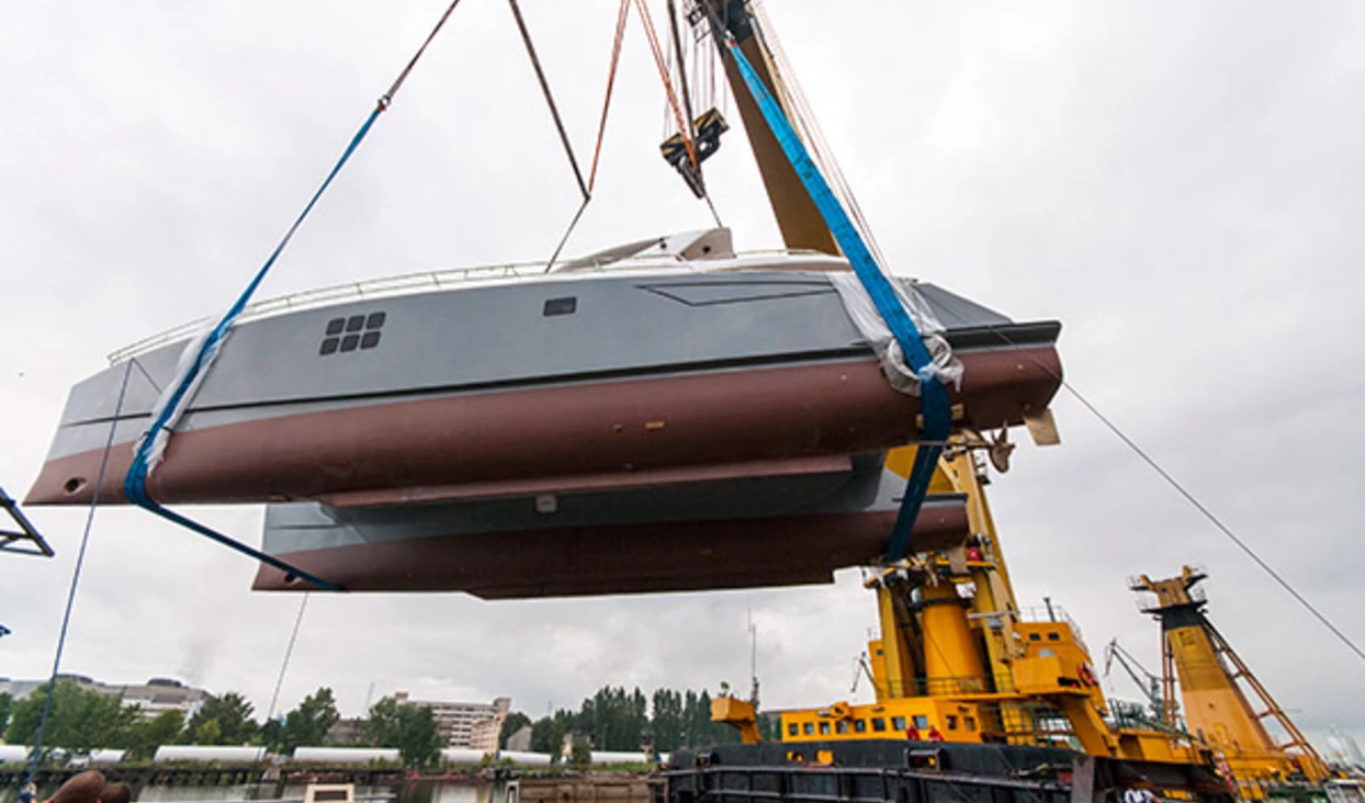 Trzeci katamaran w przeciągu miesiąca właśnie zwodowany w stoczni Sunreef – 70 Sunreef Power SKYLARK