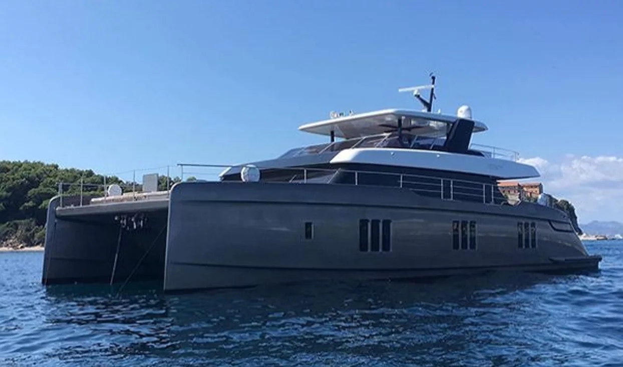 Le 80 SUNREEF POWER  Élu meilleur catamaran à moteurs aux World Yachts Trophies