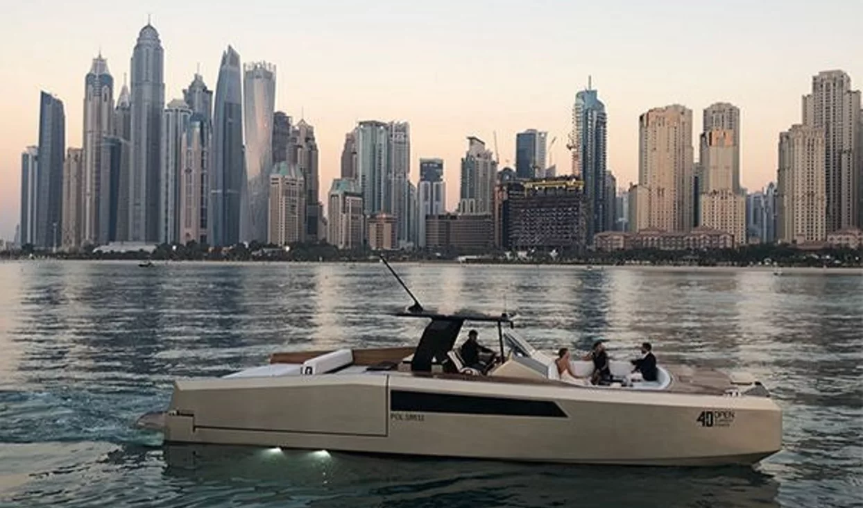 The 40 Open Sunreef Power at the Dubai International Boat Show A premiere to remember