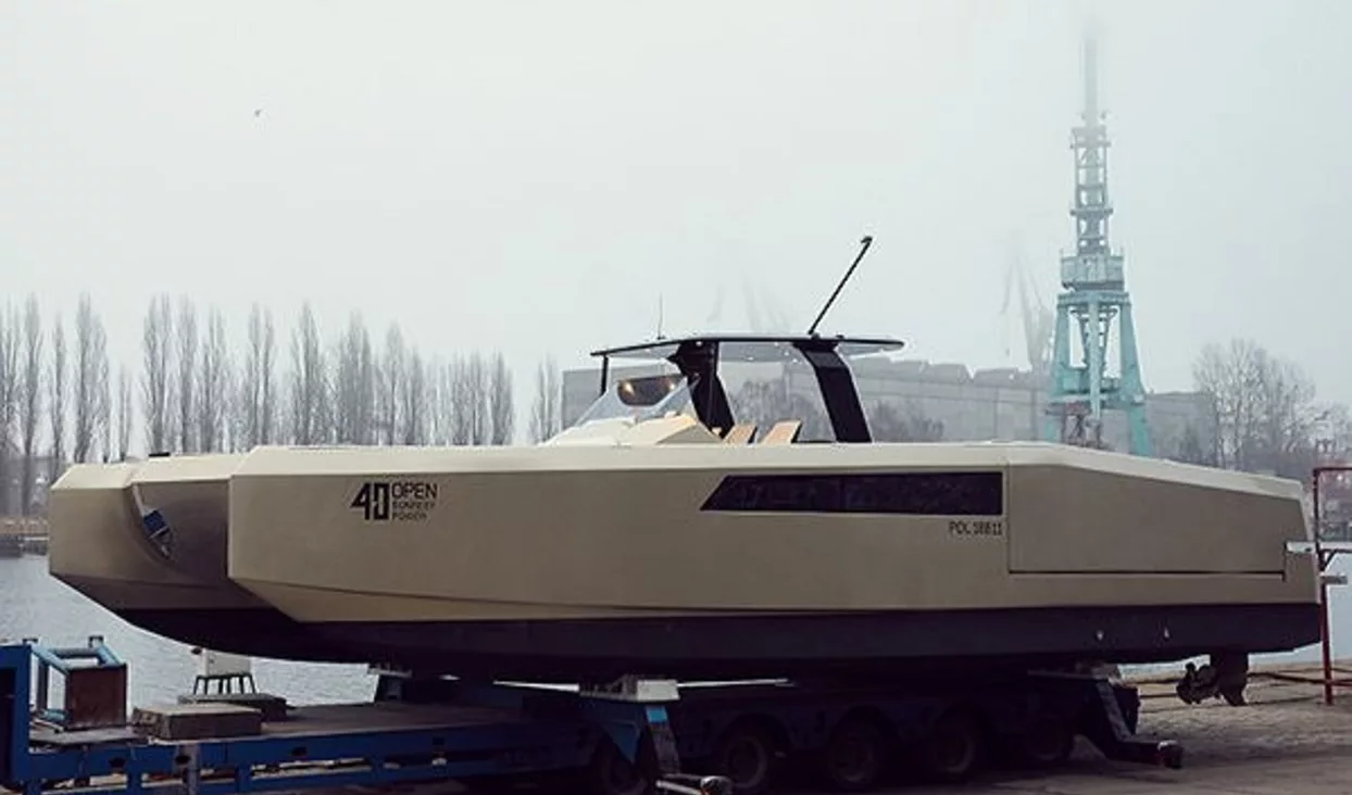 Sunreef Yachts спускает на воду 40 Open Sunreef Power 