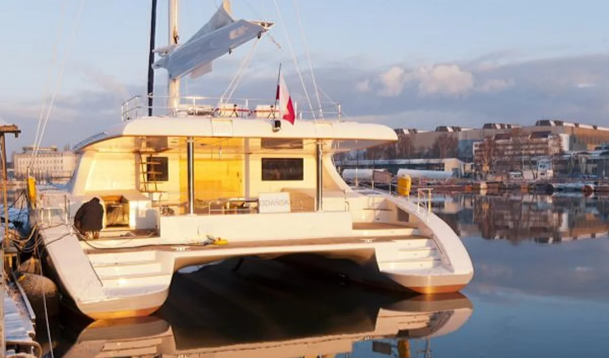 Верфь Sunreef Yachts спускает первый корпус в 2012 году – Sunreef 70 POMAIKA’I