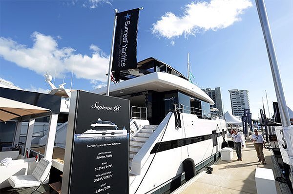 PREMIERA SUNREEF SUPREME 68 POWER PODCZAS TARGÓW FORT LAUDERDALE INTERNATIONAL BOAT SHOW 2017