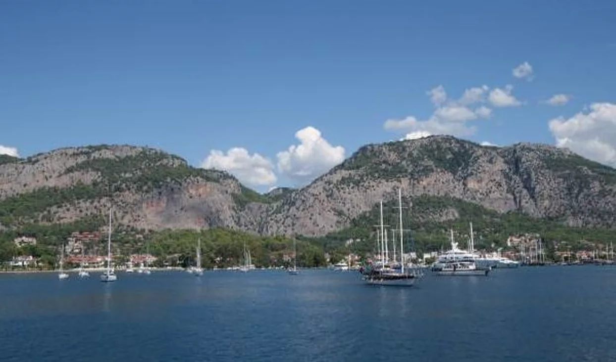 Getaway  Weekend in Gocek with the superyacht Sunreef 102 IPHARRA