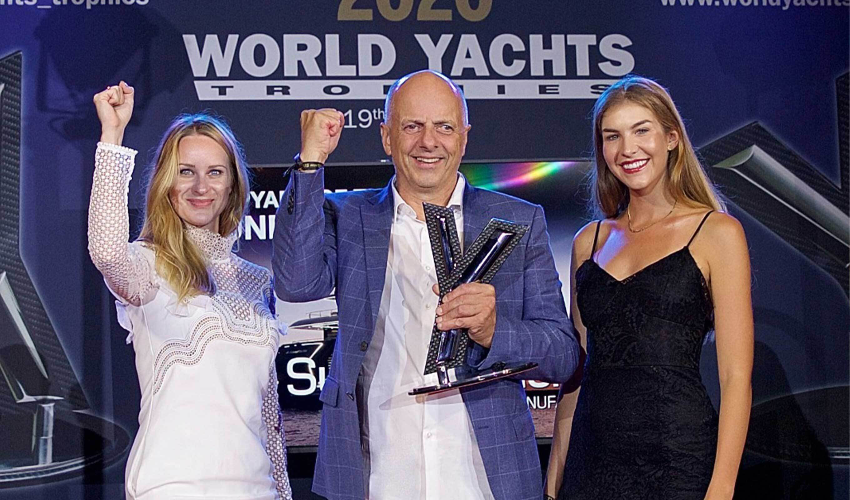 World Yachts Trophies Двойной Успех Sunreef Yachts