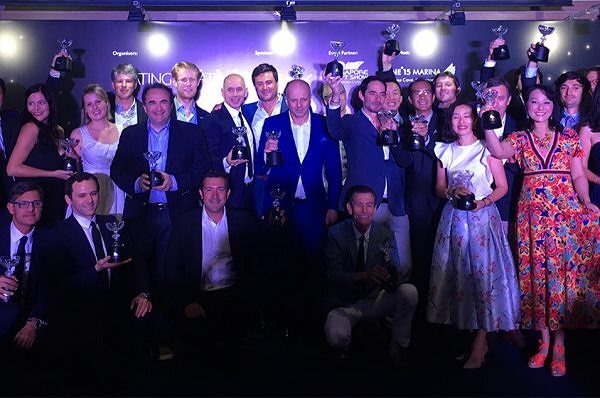  THE SUNREEF SUPREME 68 SAILING RECOGNIZED AS THE BEST MULTIHULL SAILING YACHT AT THE ASIA BOATING AWARDS CEREMONY