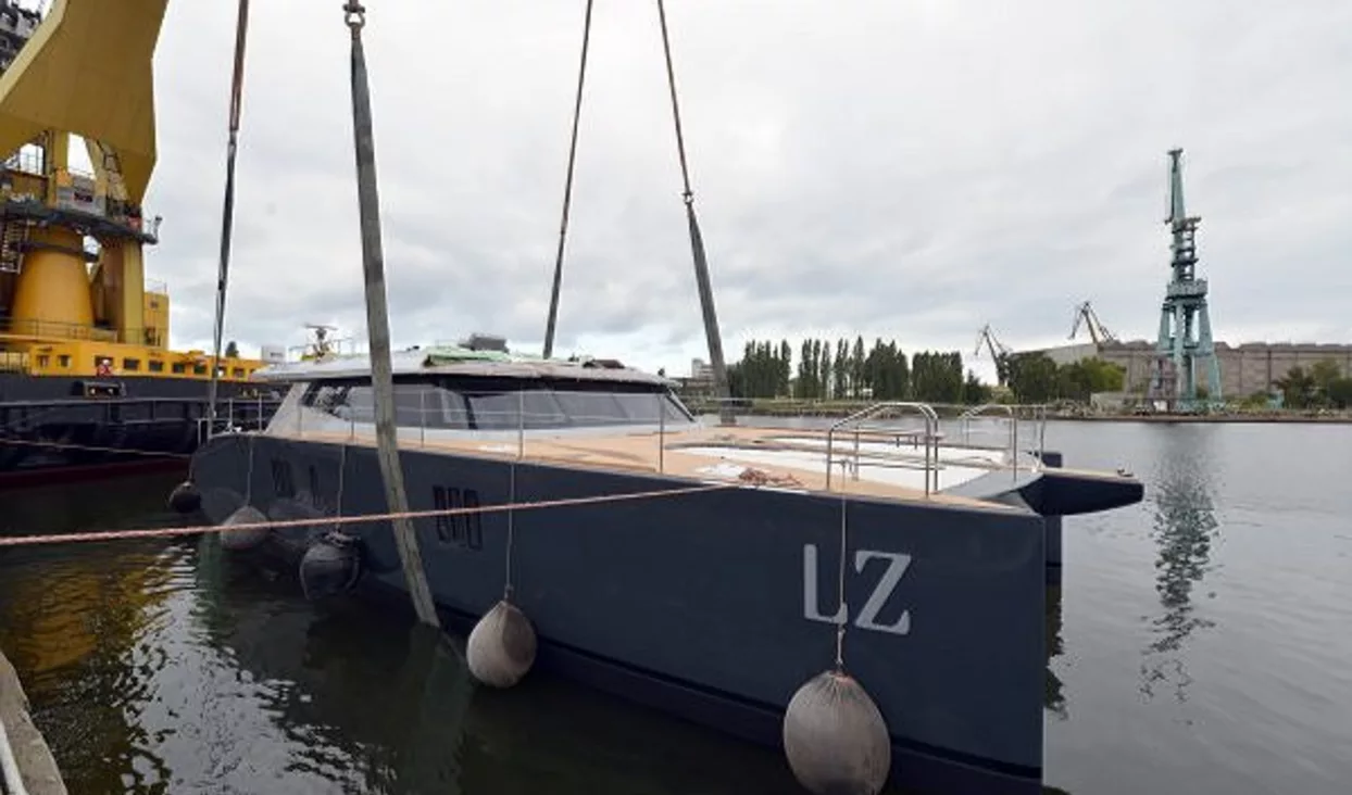 Lancement du Sunreef 74  Lucy Z