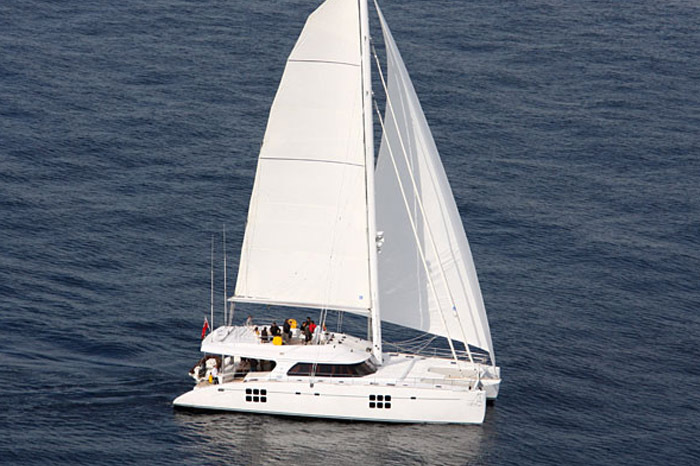 Sunreef 70 Blue Guru