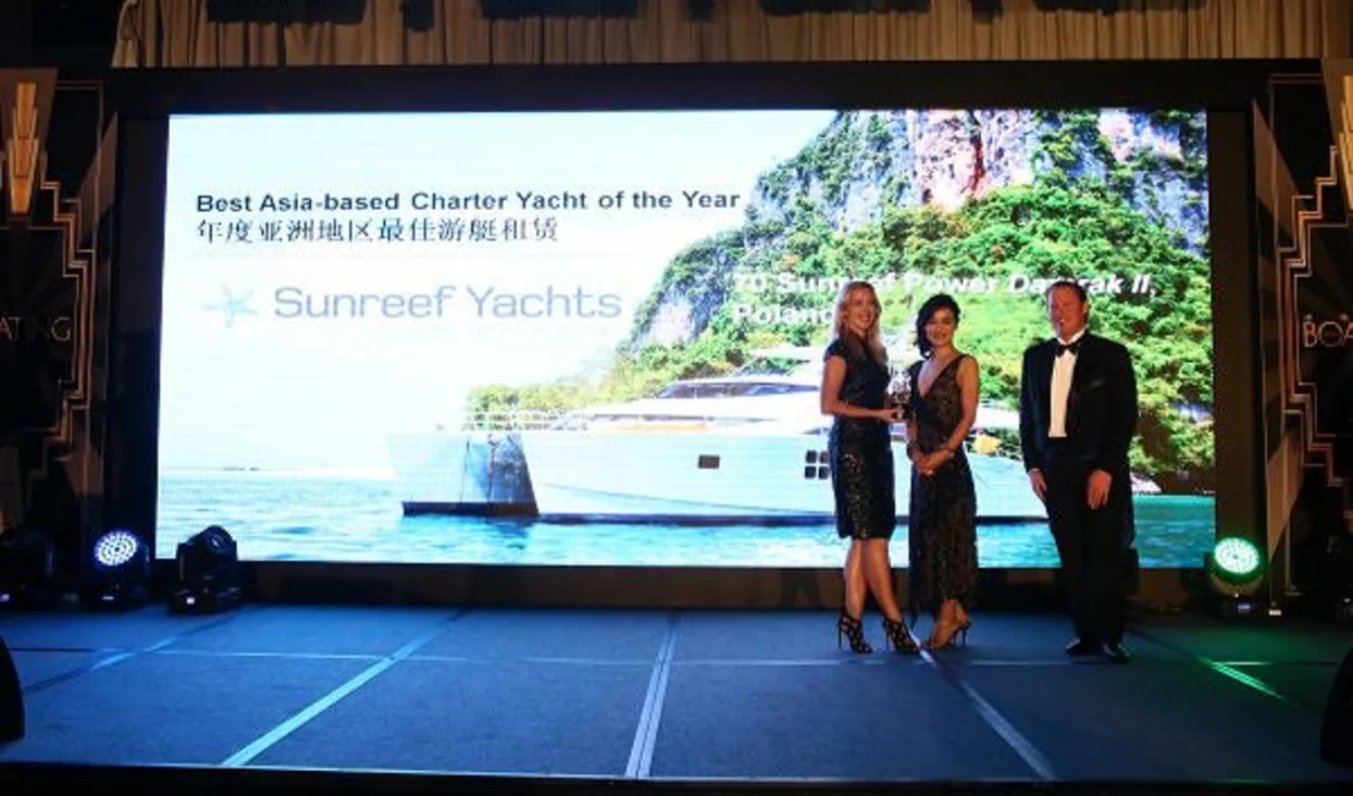 Le Sunreef Power 70 DAMRAK II a reçu le prix du meilleur Yacht de Charter basé en Asie cette année