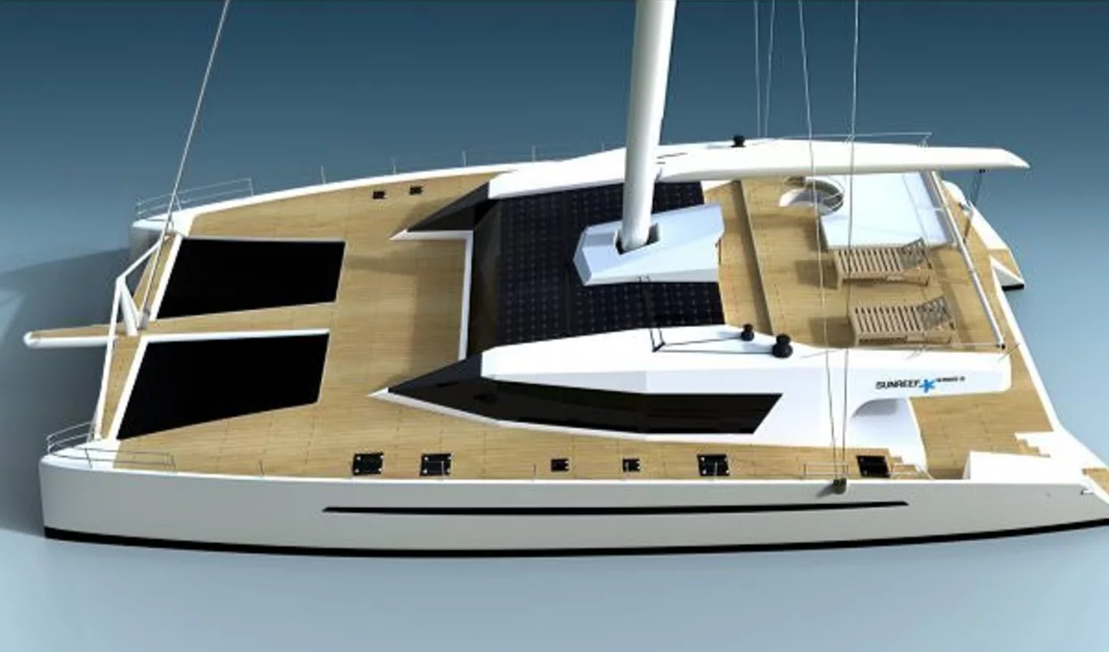 Верфь Sunreef Yachts на международных  Бот-шоу 2012 в Дубае и в Москве