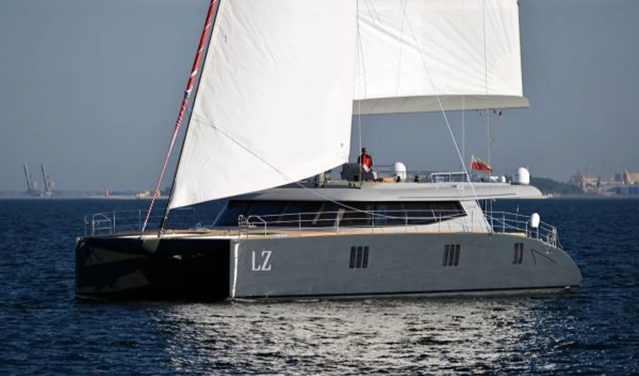 Lancement du Sunreef 74  Lucy Z