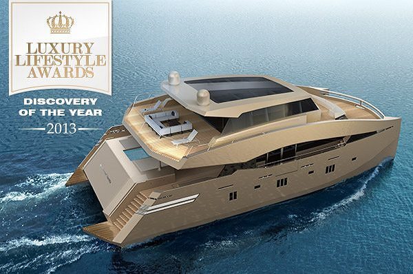 Le 90 Sunreef Power récompensé comme découverte de l'année 2013 aux  Luxury Lifestyle Awards