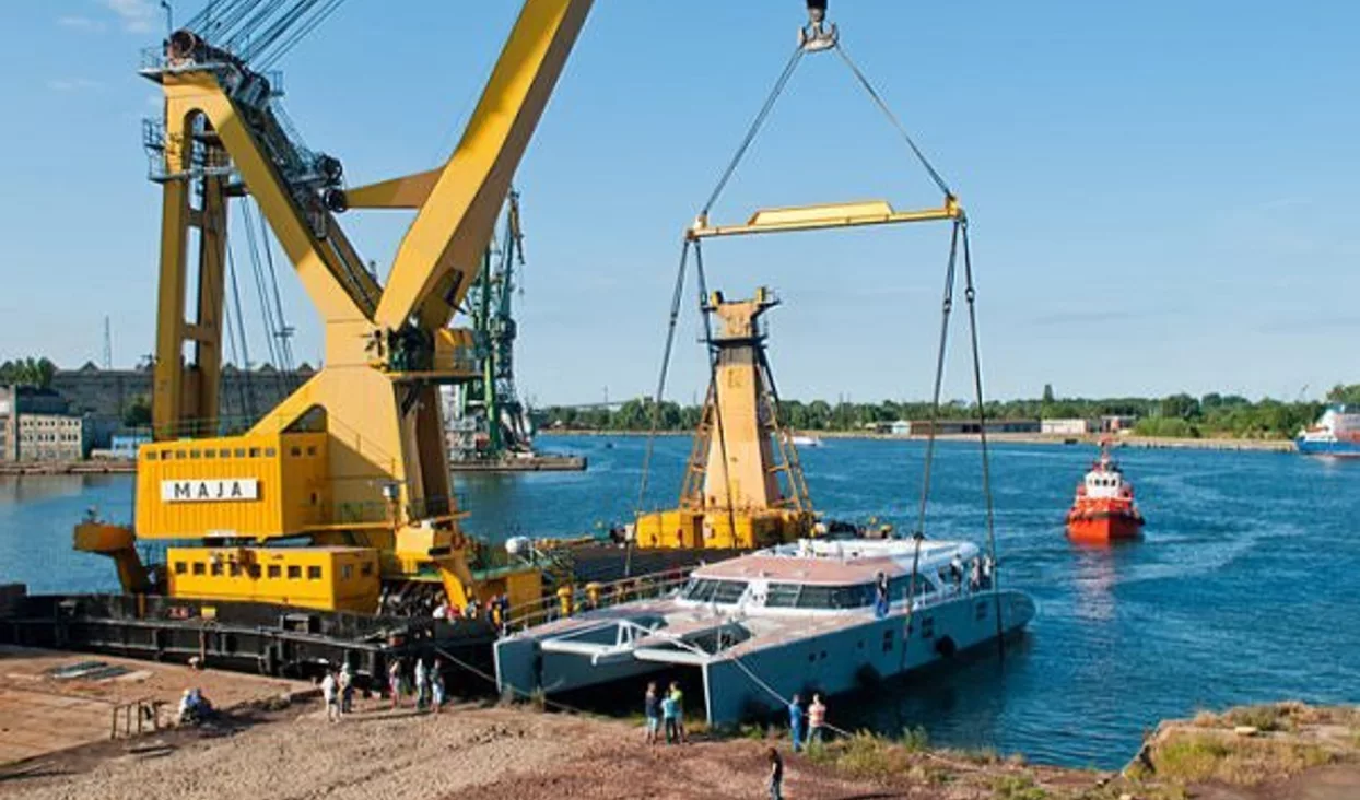 Największy super jacht marki Sunreef, Sunreef 114 CHE, pomyślnie zwodowany