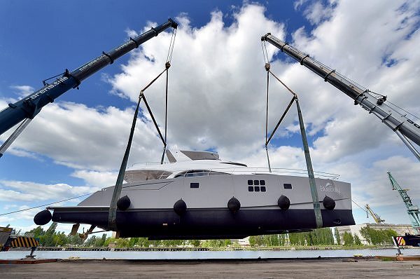  Sunreef Yachts спускает на воду Blue Belly